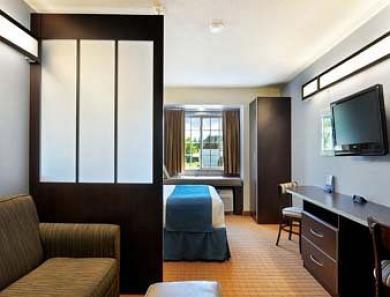 Microtel Inn And Suites By Wyndham - Geneva Zimmer foto